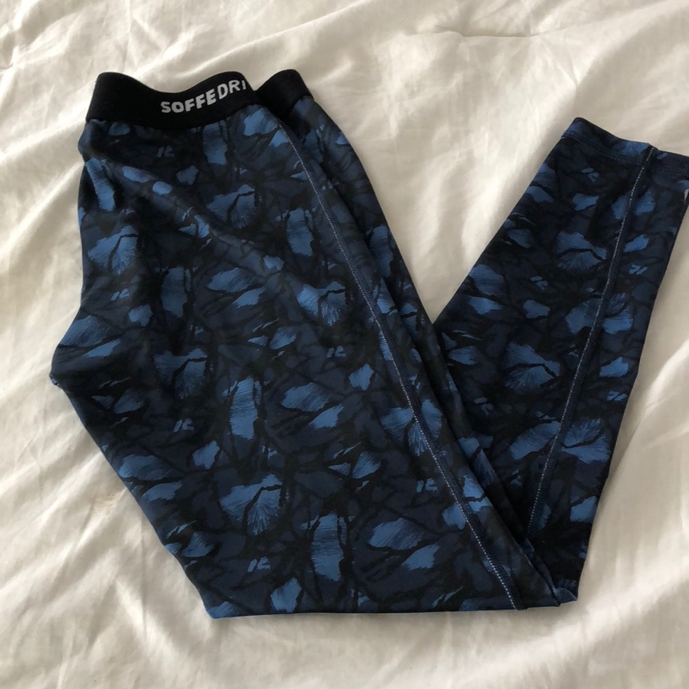 Workout Wear - Picture 3 of 5